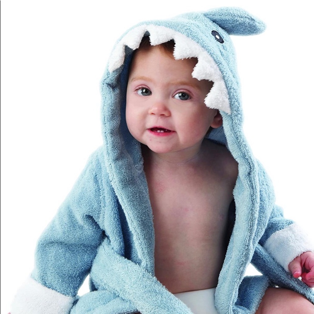 Baby Shark bath robe